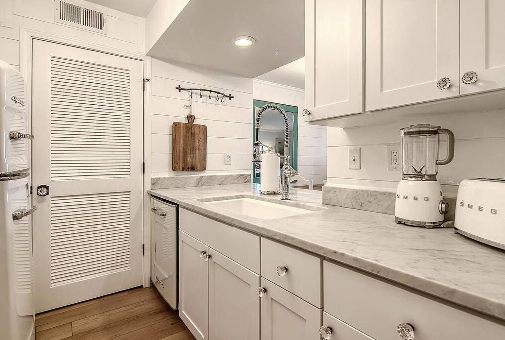 Luxury Seabrook Beachfront W/Spectacular Sunsets Esterno foto